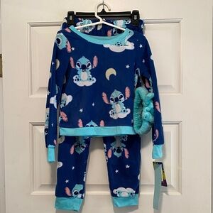 Disney stitch pajama set